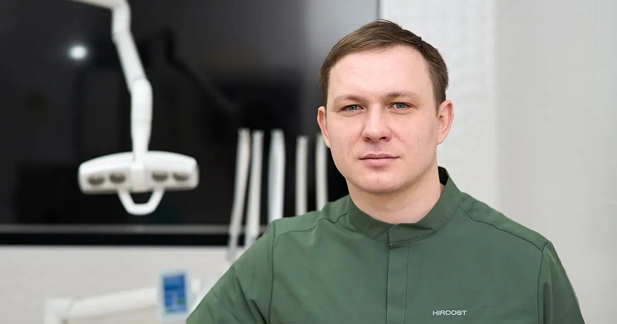 Осиновский Александр Олегович, Врач-стоматолог-ортопед.